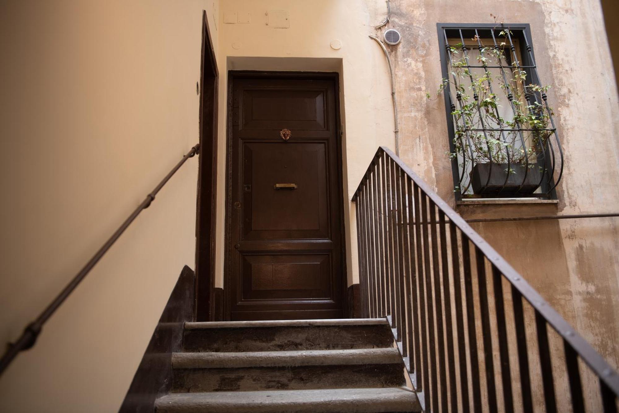 Colosseum View Accomodation Rome Exterior photo